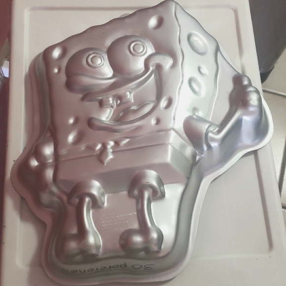 Sponge Bob Cake Pan - Picture 1 of 2